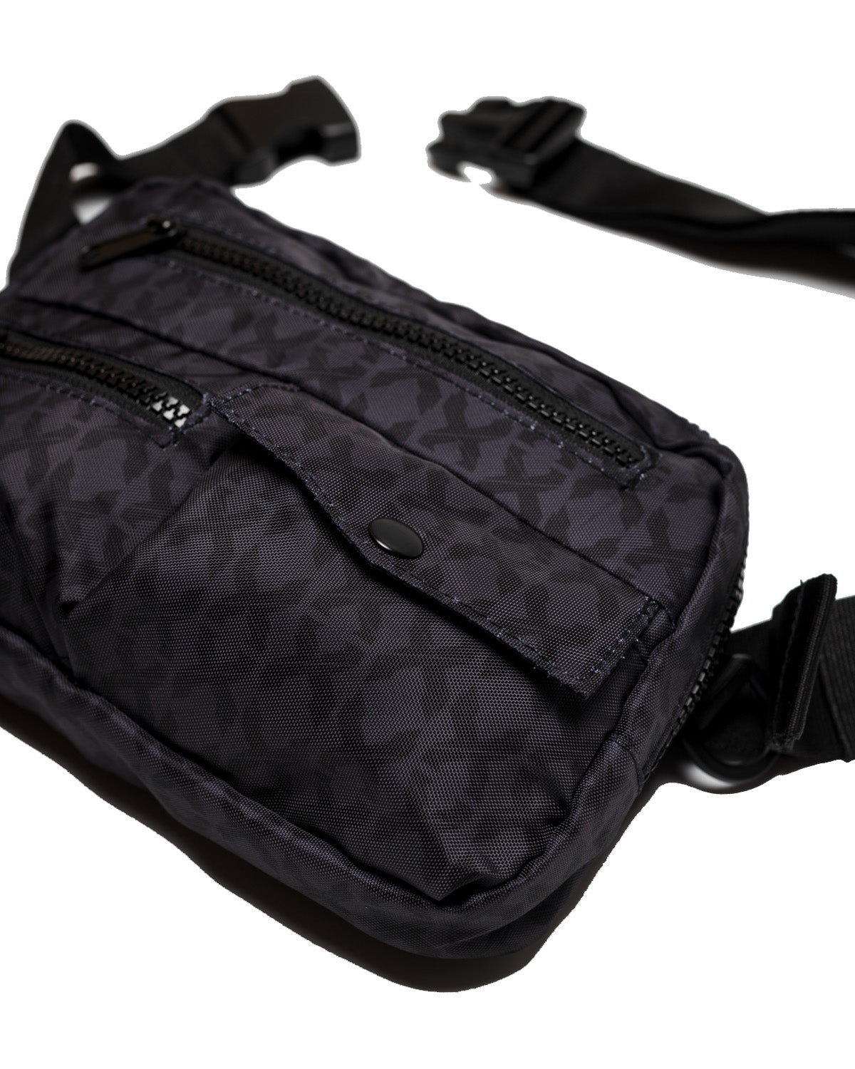 Sliced Logo All-Over Waist Bag (Black/Black)