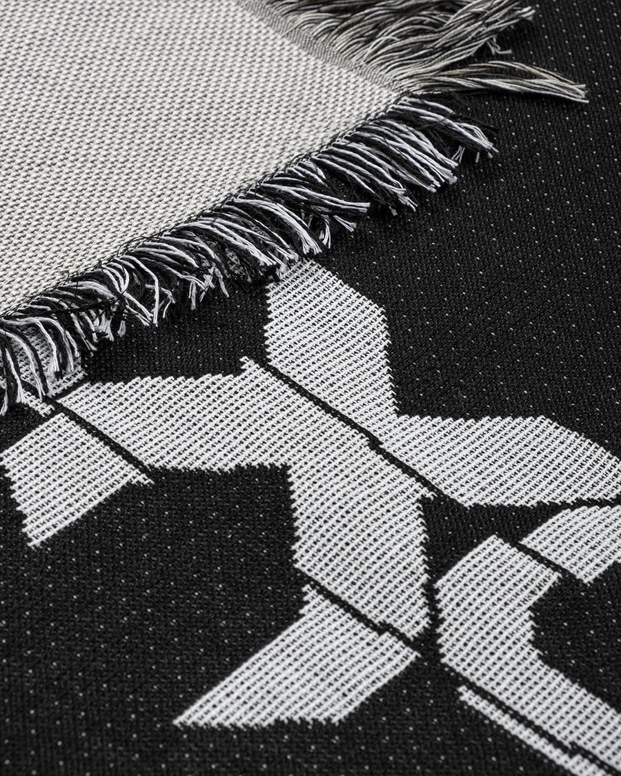 Sliced Logo Woven Blanket (Black/White)